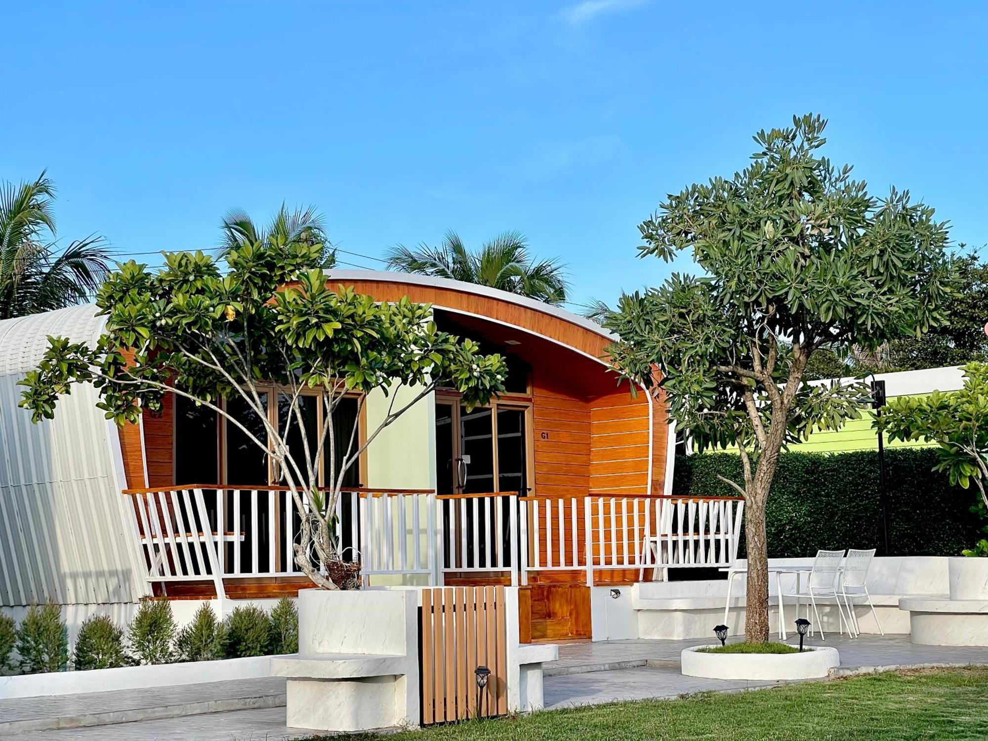 สต็อกโฮม เขาใหญ่  Hotell Pak Chong Exteriör bild