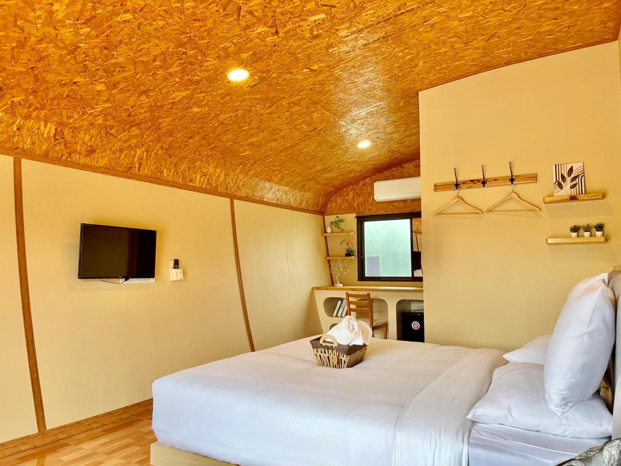 สต็อกโฮม เขาใหญ่  Hotell Pak Chong Exteriör bild