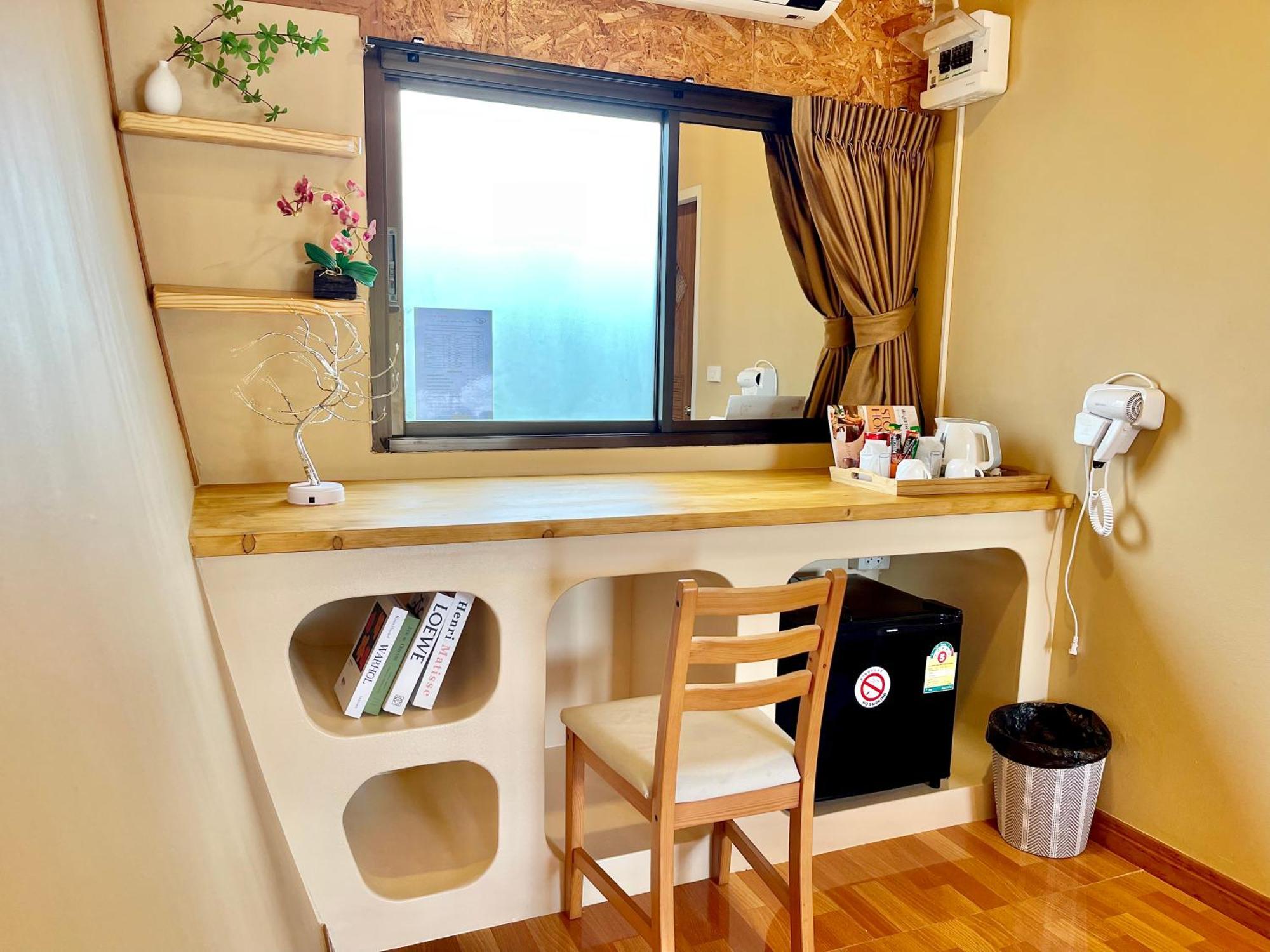 สต็อกโฮม เขาใหญ่  Hotell Pak Chong Exteriör bild